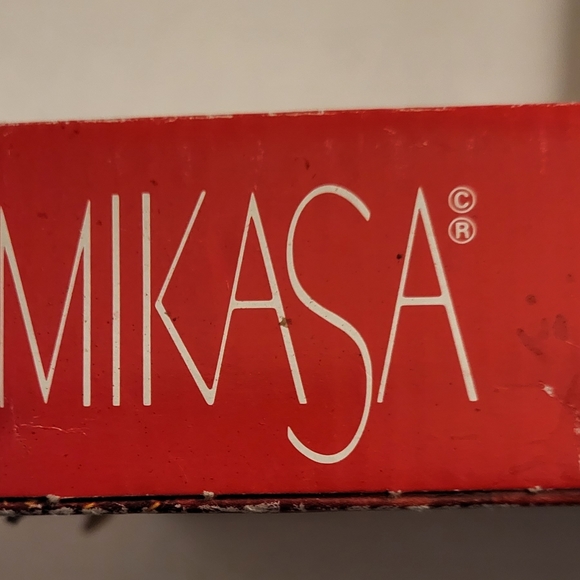 (2) Mikasa Vintage Glass Bon Bon Plate & Vintage Crystal Hostess Platter. - Picture 10 of 10